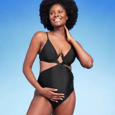 Isabel Maternity by Ingrid & Isabel One Piece Swimsuit Underwire Monokini