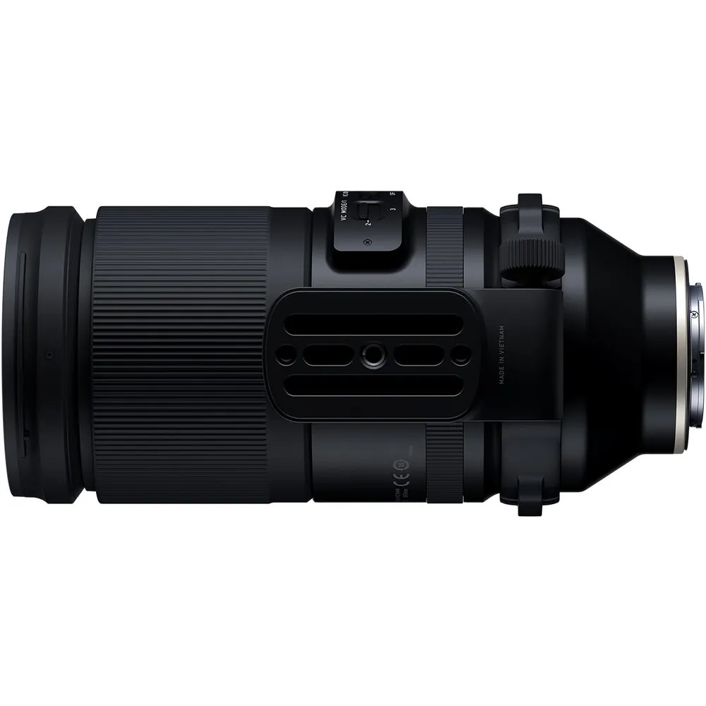 Tamron 150-500mm f/5-6.7 Di III VXD Lens for Sony   Accessory Kit (INT Model)